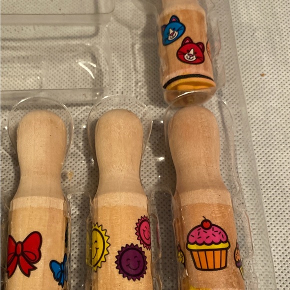 Melissa & Doug Stamps - Picture 4 of 9